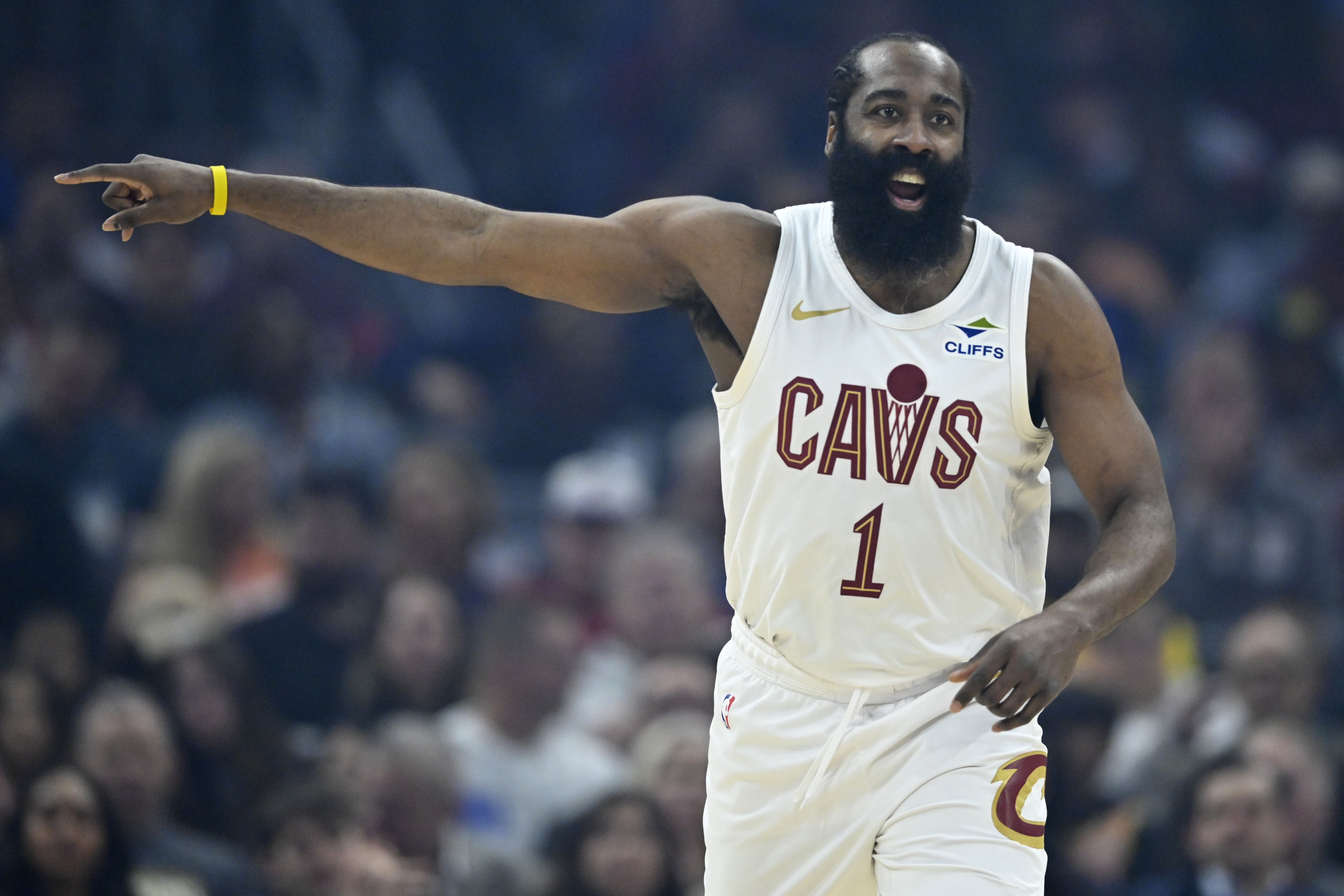 开云APP-来骑士后时间减少&amp;效率提升！哈登本季场均23.6分8助&amp;命中率43.4%